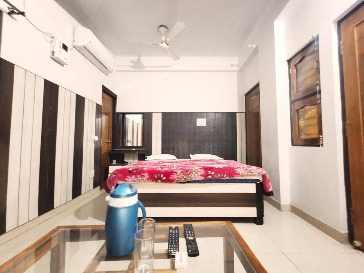 Hotel Aman Palace Prayagraj Luaran gambar